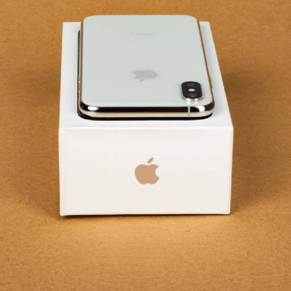 Б/У Apple iPhone Xs 64Gb Silver