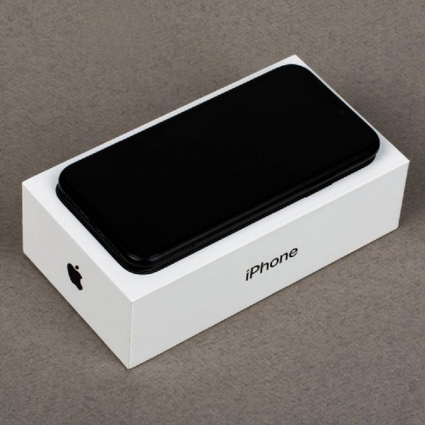 Б/У Apple iPhone XR 64Gb Black