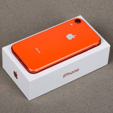 Б/У Apple iPhone XR 64Gb Coral