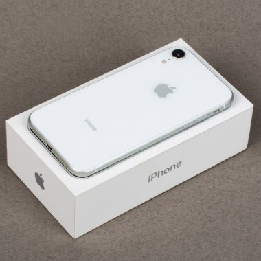 Б/У Apple iPhone XR 64Gb White