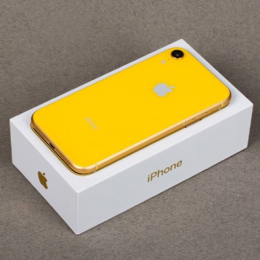 Б/У Apple iPhone XR 64Gb Yellow.
