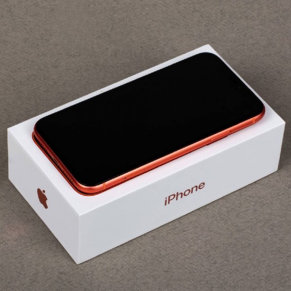Б/У Apple iPhone XR 128Gb Coral