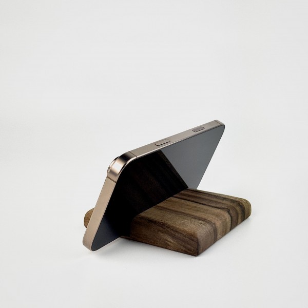 Б/У Apple iPhone 16 Pro Max 1Tb Desert Titanium eSIM