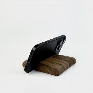 Б/У Apple iPhone 16 Pro 1Tb Black Titanium SIM + eSIM