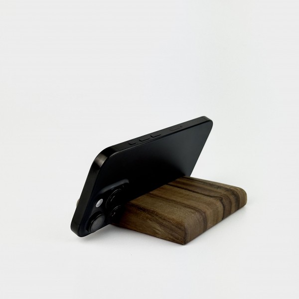 Б/У Apple iPhone 16 Pro 256Gb Black Titanium SIM + eSIM