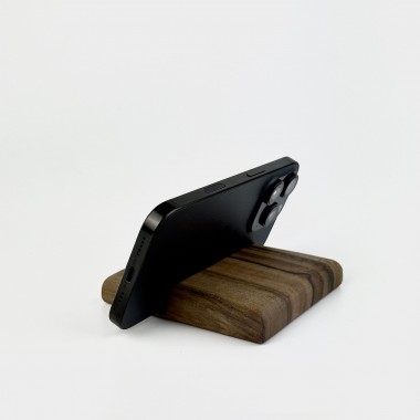 Б/У Apple iPhone 16 Pro 512Gb Black Titanium eSIM