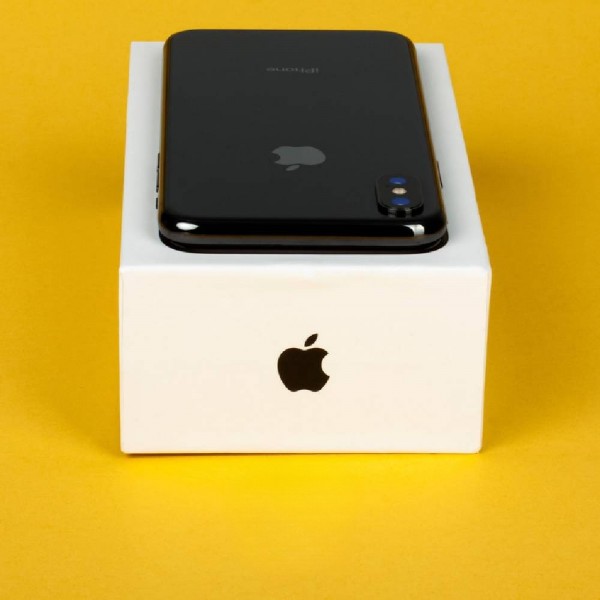 Б/У Apple iPhone X 64Gb Space Gray