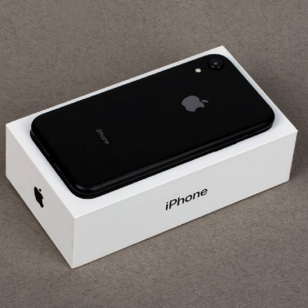 Б/У Apple iPhone XR 64GB Black Dual SIM