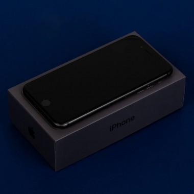 Б/У Apple iPhone 8 Plus 128Gb Space Gray