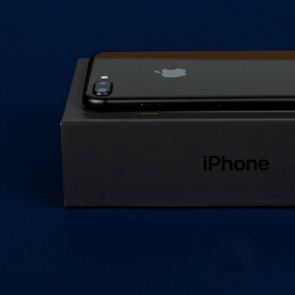 Б/У Apple iPhone 8 Plus 128Gb Space Gray