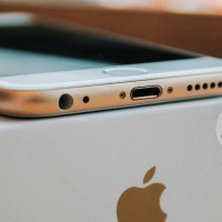 Б/У Apple iPhone 6s 16Gb Gold