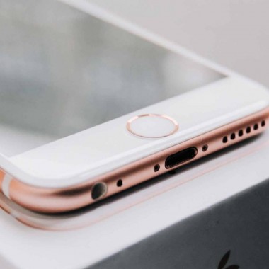 Б/У Apple iPhone 6s 32Gb Rose Gold.