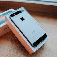 Б/У Apple iPhone SE 64Gb Space Gray