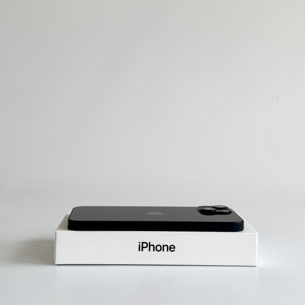 Б/У Apple iPhone 13 256Gb Midnight