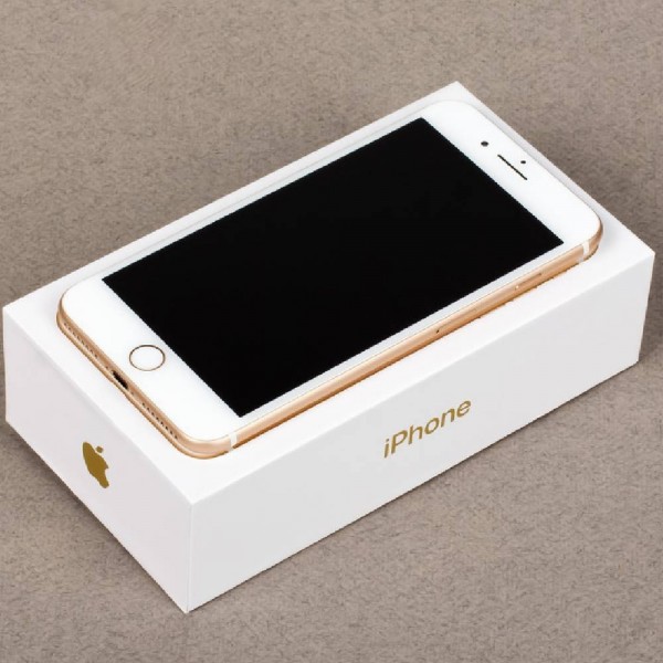 Б/У Apple iPhone 7 Plus 32Gb Gold