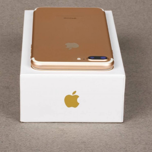 Б/У Apple iPhone 7 Plus 128Gb Gold