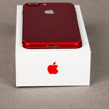 Б/У Apple iPhone 7 Plus 128Gb Red