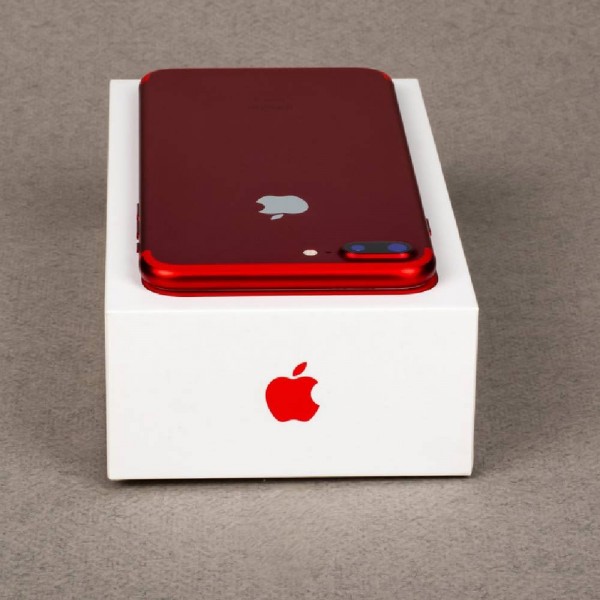 Б/У Apple iPhone 7 Plus 128Gb Red