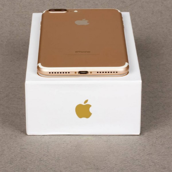 Б/У Apple iPhone 7 Plus 256Gb Gold