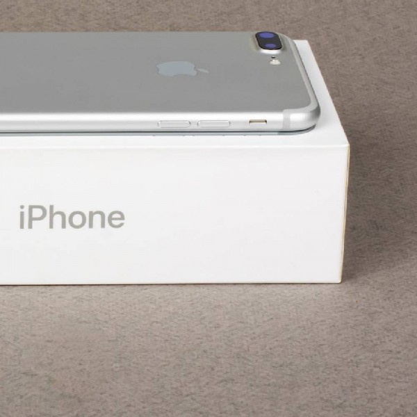 Б/У Apple iPhone 7 Plus 256Gb Silver
