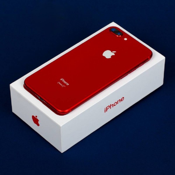 Б/У Apple iPhone 8 Plus 64Gb Red