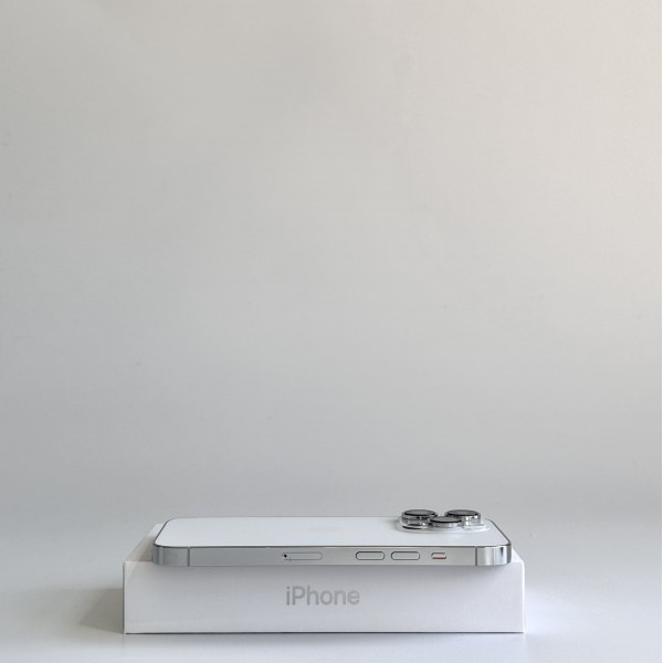 Б/У Apple iPhone 14 Pro 256Gb Silver eSIM