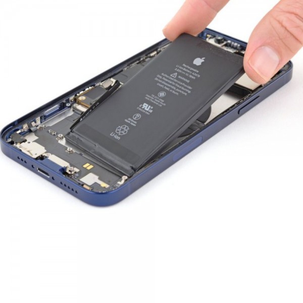Замена аккумулятора iPhone 12 (с гарантией 1 год)