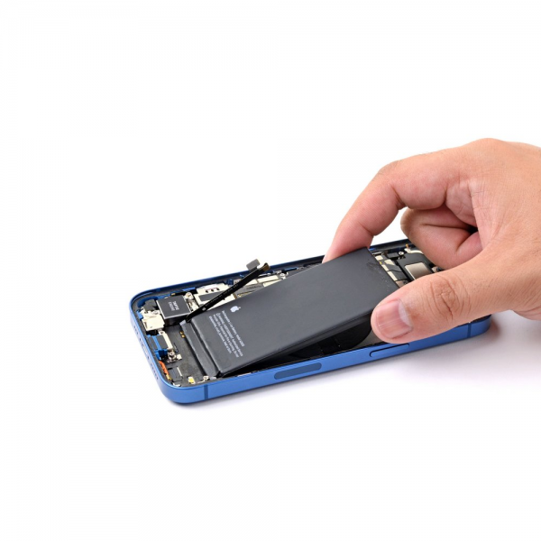 Замена аккумулятора iPhone 13 mini (с гарантией 3 месяца)