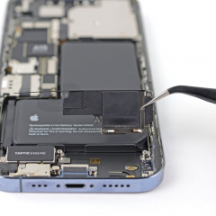Заміна нижнього динаміка iPhone 13 Pro Max