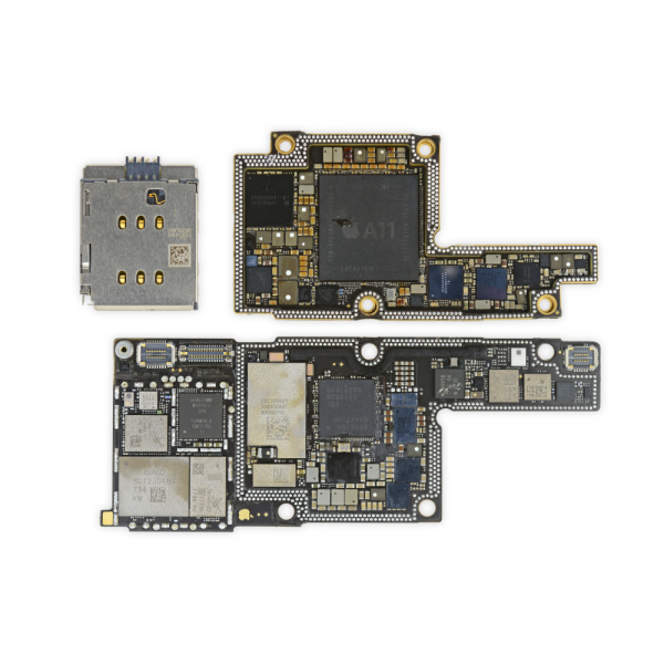 Заміна нижньої частини материнської плати iPhone Xs