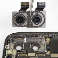 Чистка основной камеры iPhone X
